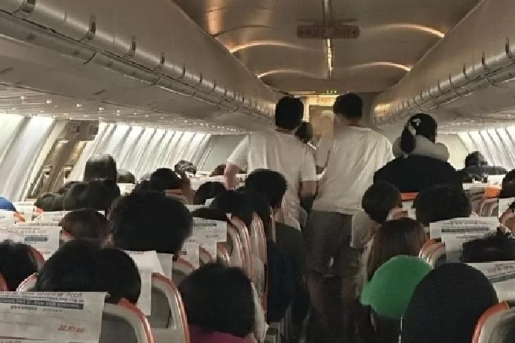 Kejadian Lagi Penumpang Jeju Air Mengamuk Buka Pintu Pesawat Darurat